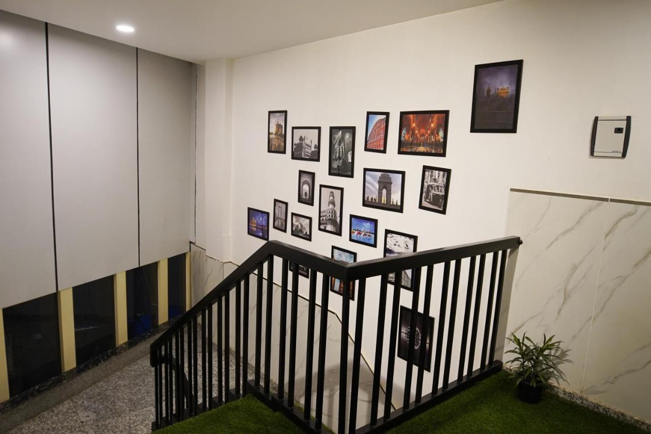 Gallivanto Inn Дели Экстерьер фото